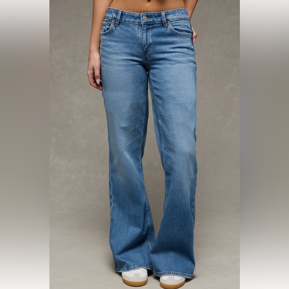 American Eagle flare jeans medium/light wash
